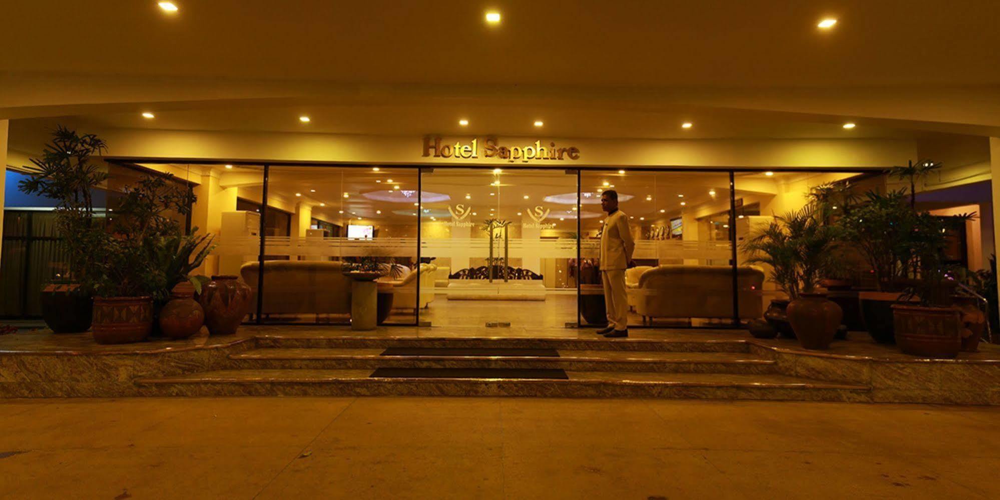 Hotel Sapphire Colombo Exterior foto